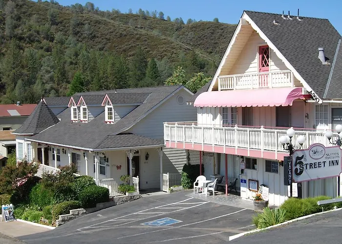 5Th Street Inn