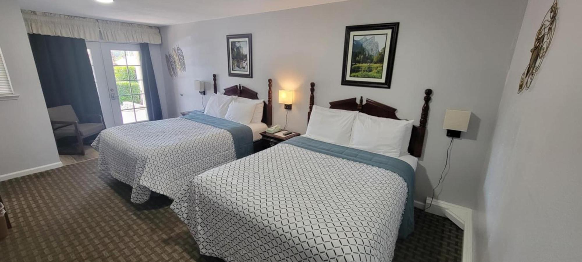 5th Street 3* Mariposa